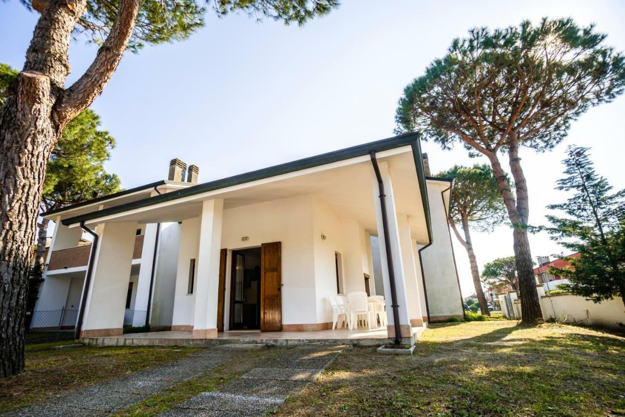 Agenzia Vear - Lido Di Volano Exterior photo